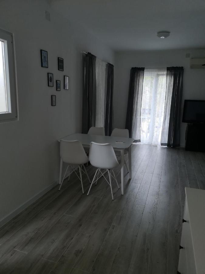 Apartmani Alma Podgora Luaran gambar