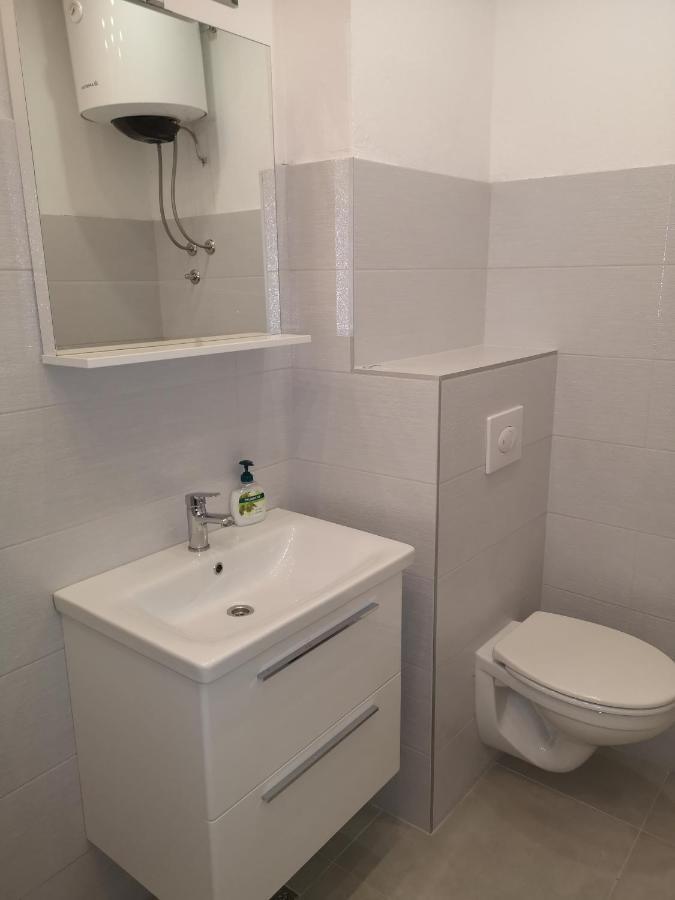Apartmani Alma Podgora Luaran gambar