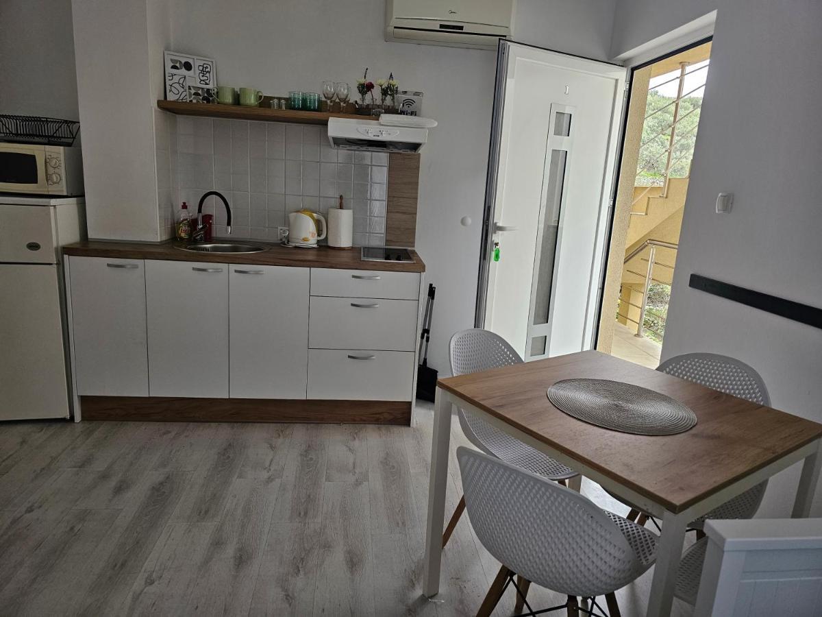 Apartmani Alma Podgora Luaran gambar