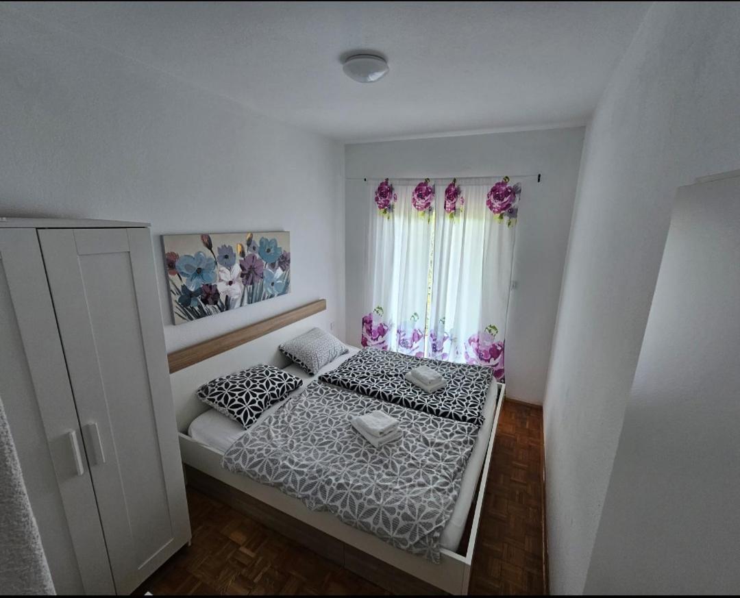 Apartmani Alma Podgora Luaran gambar